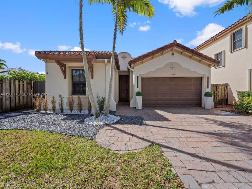 15404 SW 175th St, Miami FL 33187