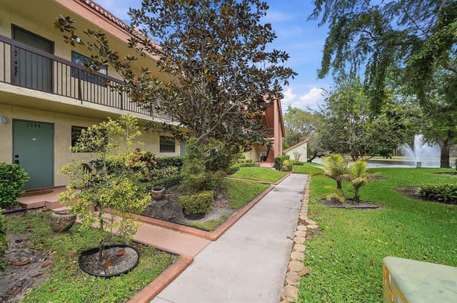 1774 Hammock Boulevard # 118, Coconut Creek FL 33063 - Coconut Creek, FL - Photo 3