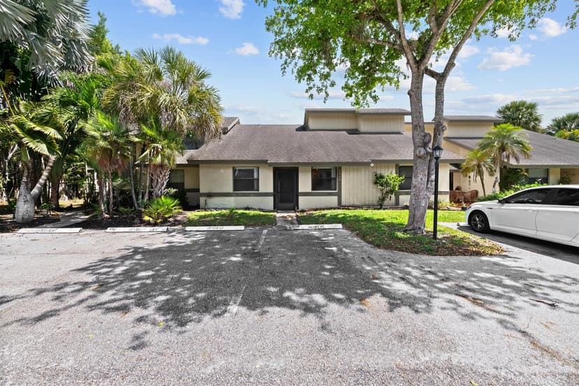 9260 Ketay Circle, Boca Raton FL 33428