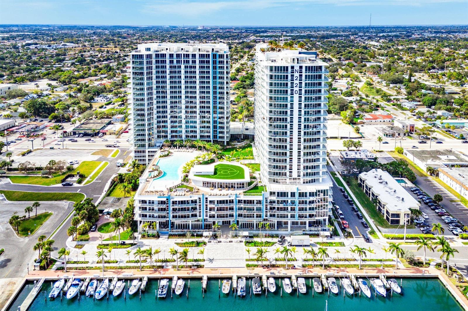 220 Lake Shore Drive # 1010, Lake Park FL 33403