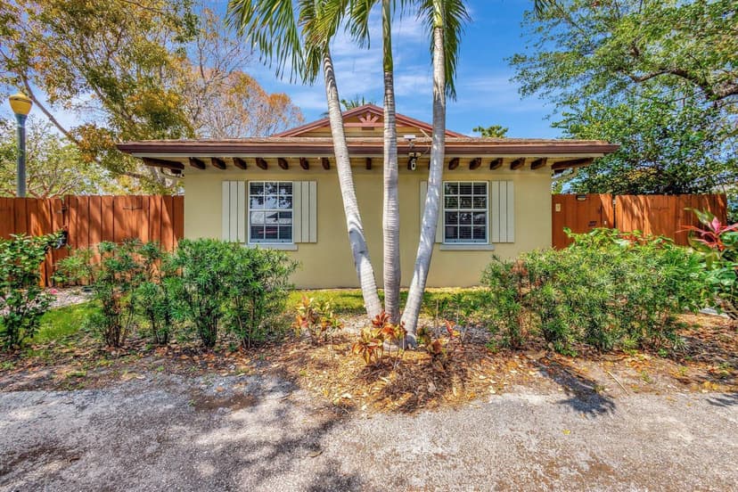 227 NE 12th Street, Delray Beach FL 33444