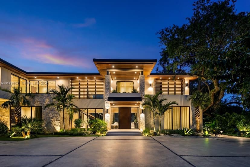 5545 SW 81st Ter, Miami FL 33143