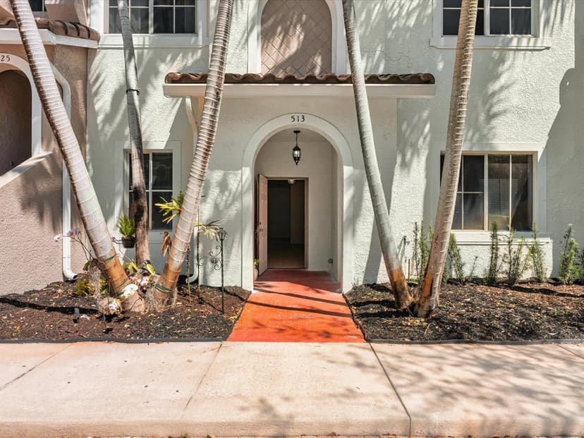 513 Bayfront Drive, Boynton Beach FL 33435