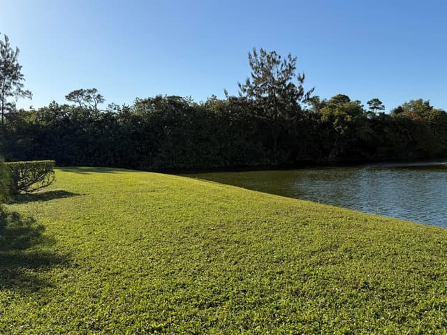 81 Camden Drive # D, West Palm Beach FL 33417 - West Palm Beach, FL - Photo 4