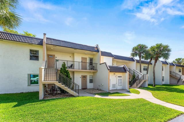 130 Lake Meryl Drive # 228, West Palm Beach FL 33411 - West Palm Beach, FL - Photo 3