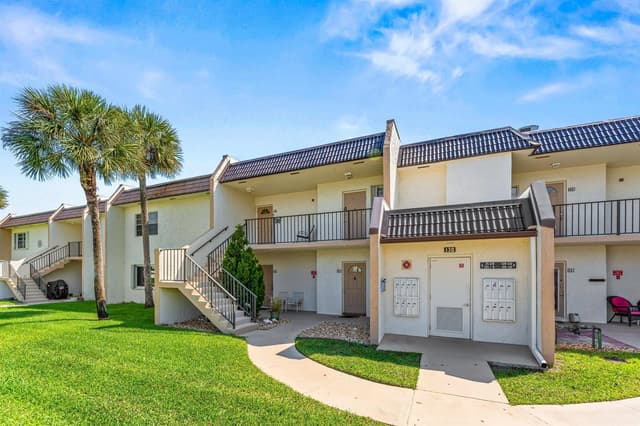 130 Lake Meryl Drive # 228, West Palm Beach FL 33411 - West Palm Beach, FL - Photo 4