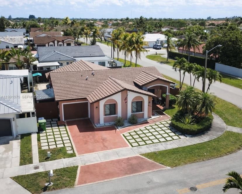 15182 SW 171st St, Miami FL 33187