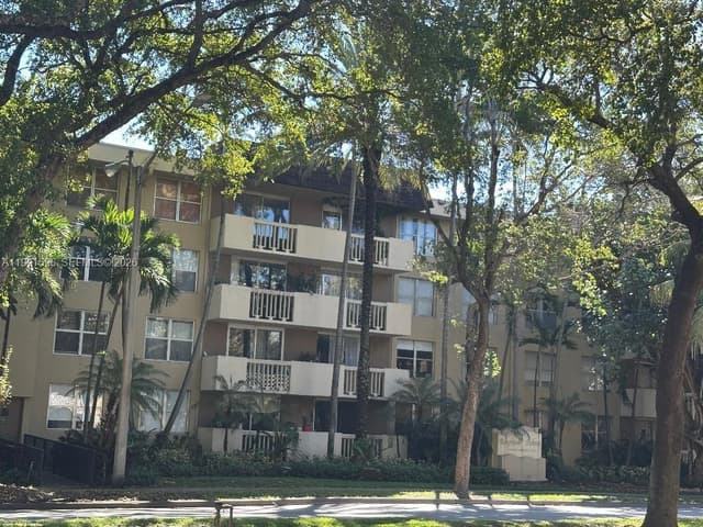 1800 Sans Souci Blvd # 115, North Miami FL 33181 - North Miami, FL - Photo 2