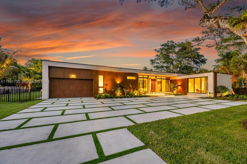 7901 SW 120th St, Pinecrest FL 33156