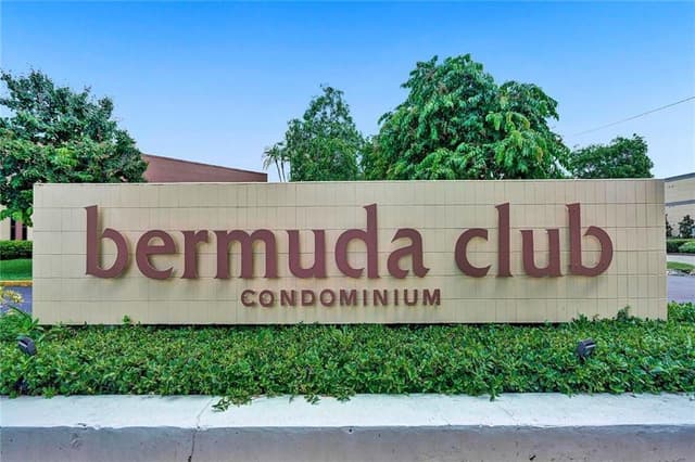 5750 NW 64th Avenue # 201, Tamarac FL 33319 - Tamarac, FL - Photo 2
