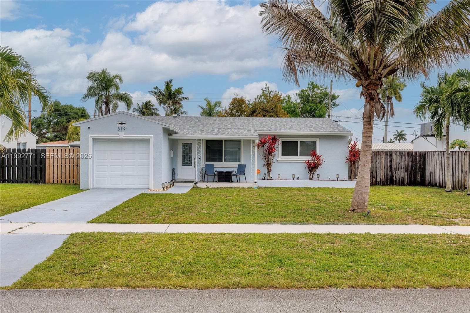 819 N 32nd Ave, Hollywood FL 33021 - Hollywood, FL - Photo 1