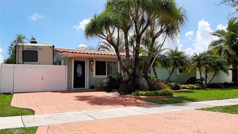10760 SW 63rd St, Miami FL 33173