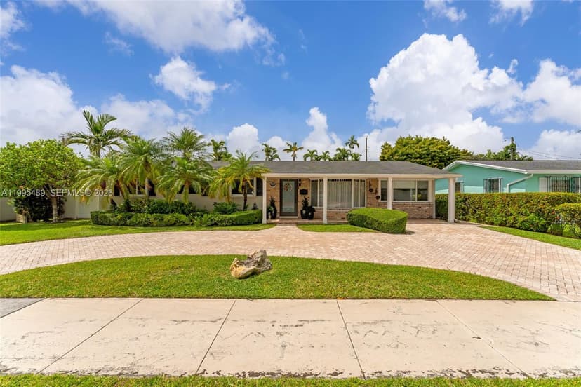 5810 SW 89th Ct, Miami FL 33173