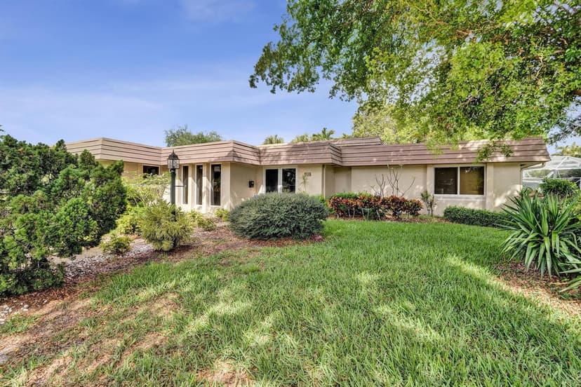 6207 Jacaranda Circle, Tamarac FL 33319