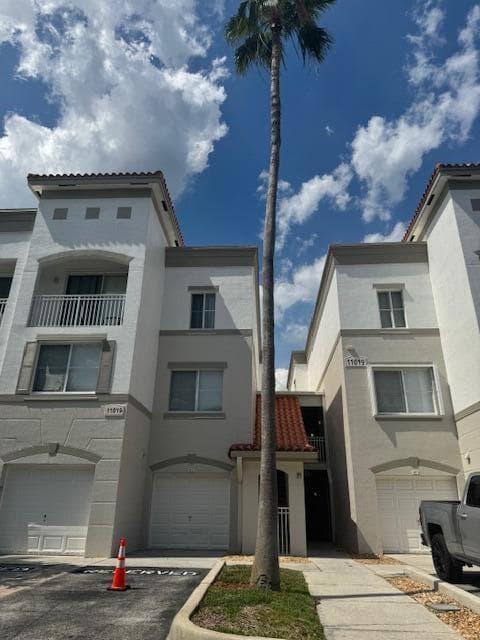 11019 Legacy Lane # 301, Palm Beach Gardens FL 33410