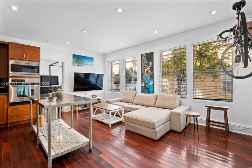 1027 Pennsylvania Ave # 102, Miami Beach FL 33139
