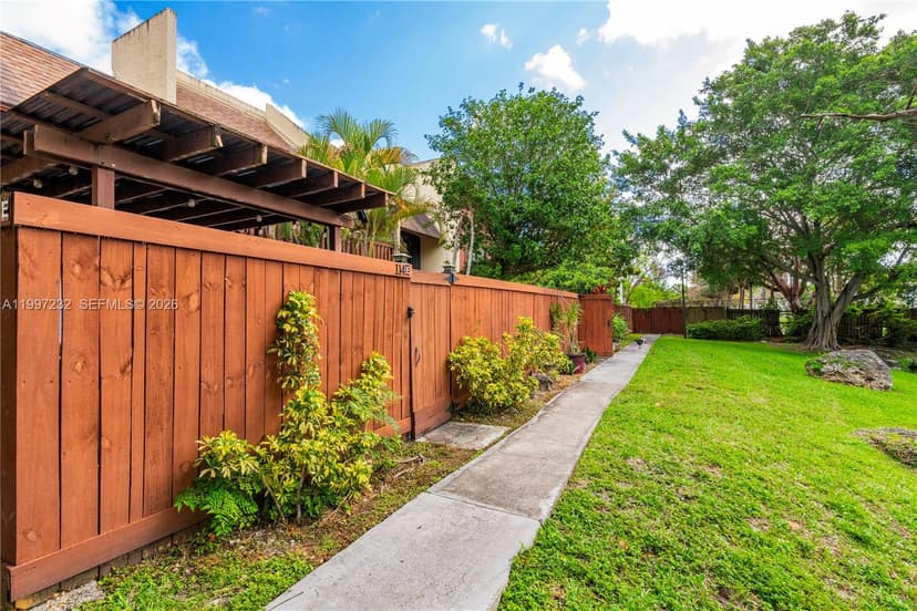 6724 SW 114th Pl, Miami FL 33173