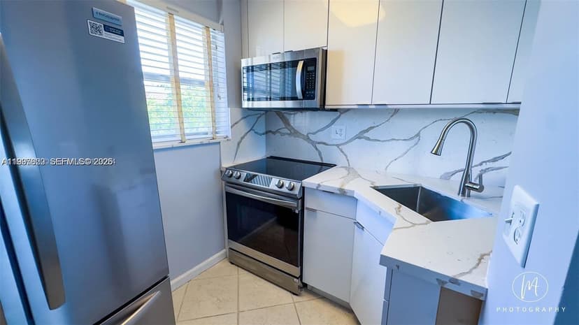 1731 SE 15th St # 315, Fort Lauderdale FL 33316