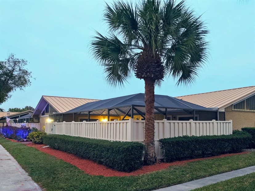 5513 Eagle Lake Drive, Palm Beach Gardens FL 33418