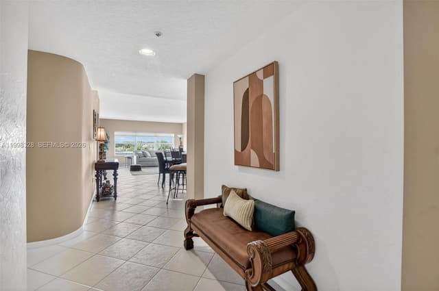 5938 Crystal Shores Dr # 301, Boynton Beach FL 33437 - Boynton Beach, FL - Photo 2