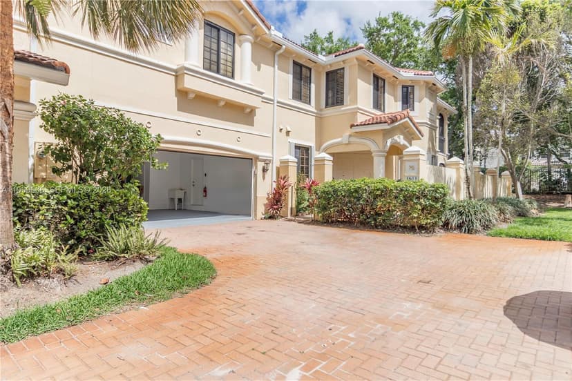 1611 Passion Vine Cir # 2, Weston FL 33326