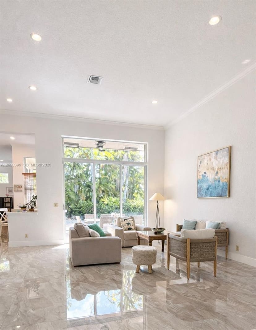 3700 Oak Ridge Ln, Weston FL 33331