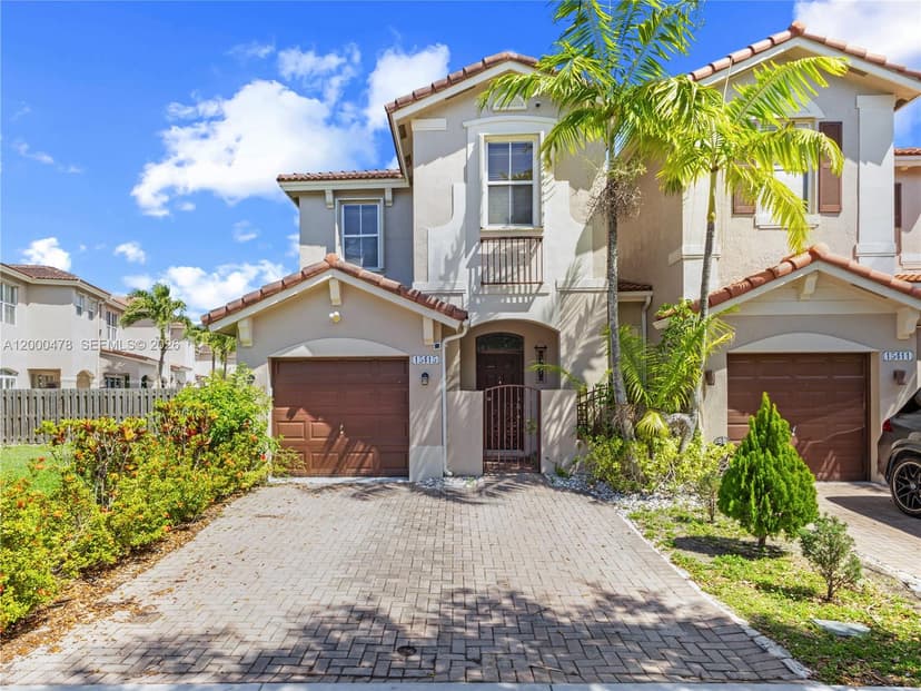 15415 SW 9th Way, Miami FL 33194