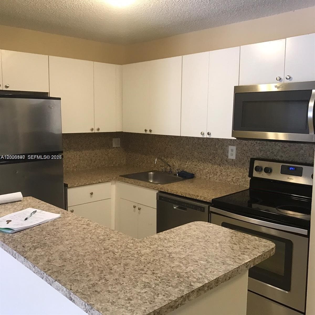 7200 NW 179th St # 302, Hialeah FL 33015 - Hialeah, FL - Photo 1