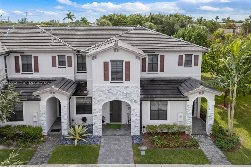 14782 SW 181st Ter, Miami FL 33187