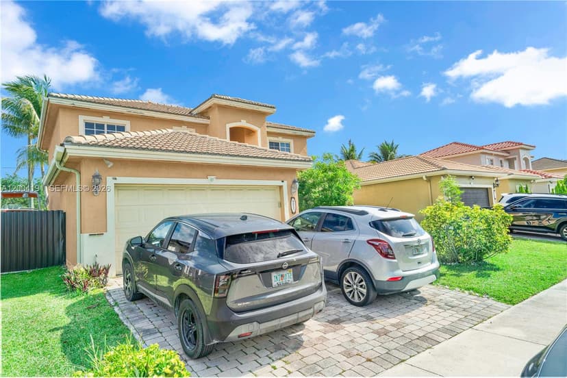 9031 SW 208th Ter, Cutler Bay FL 33189