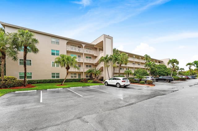 3301 Aruba Way # C1, Coconut Creek FL 33066 - Coconut Creek, FL - Photo 2