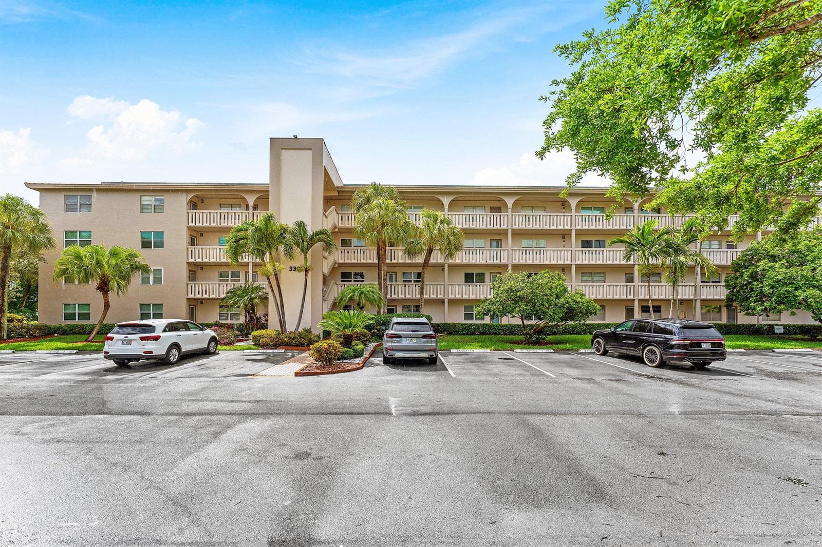 3301 Aruba Way # C1, Coconut Creek FL 33066 - Coconut Creek, FL - Photo 1