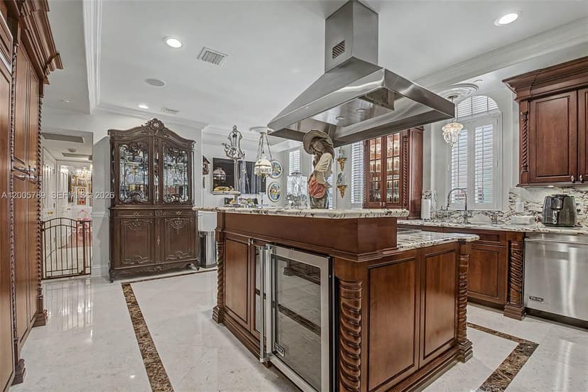 600 Coral Way # 5, Coral Gables FL 33134