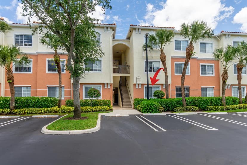 9873 Baywinds Drive # 5107, West Palm Beach FL 33411
