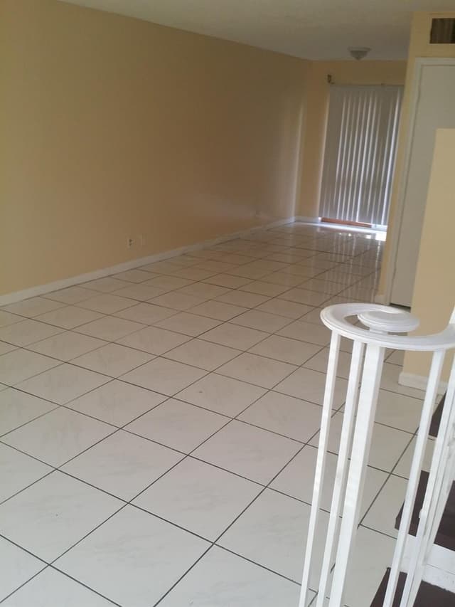 2580 NW 52nd Avenue # C16, Lauderhill FL 33313 - Lauderhill, FL - Photo 3