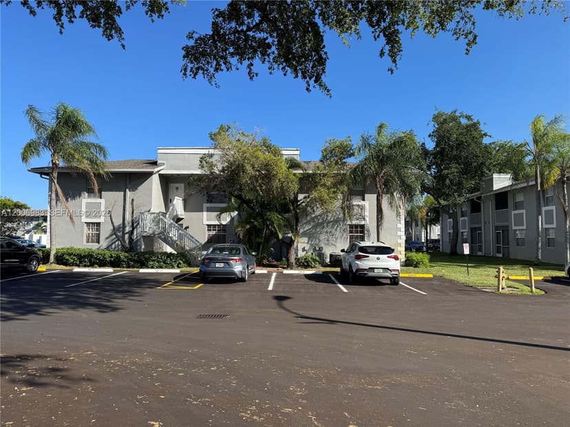 471 NE 210TH CIRCLE TER # 103, Miami FL 33179