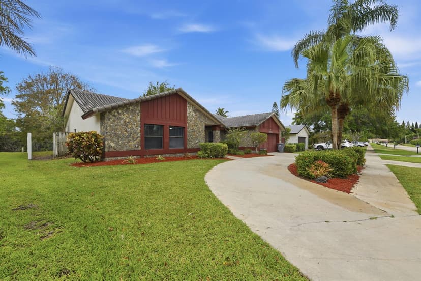 21074 Shady Vista Lane, Boca Raton FL 33428