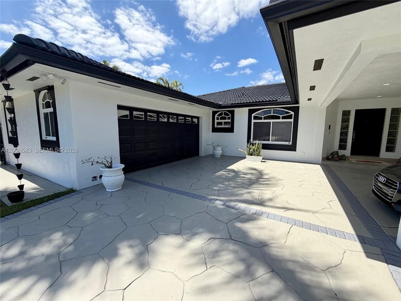 13431 SW 32nd St, Miami FL 33175