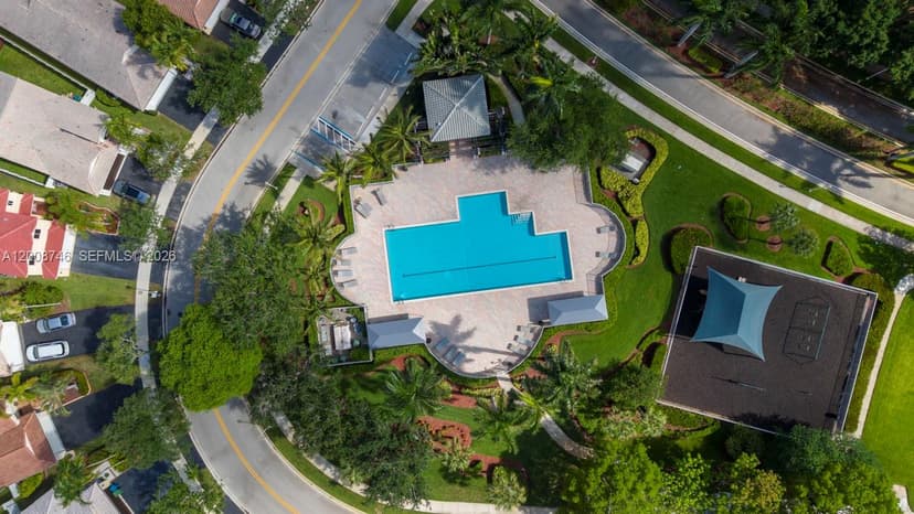 1919 Madeira Dr # 4, Weston FL 33327