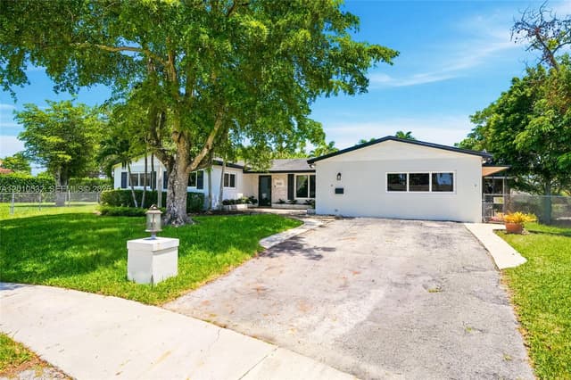 9331 SW 104th Ct, Miami FL 33176 - Miami, FL - Photo 2