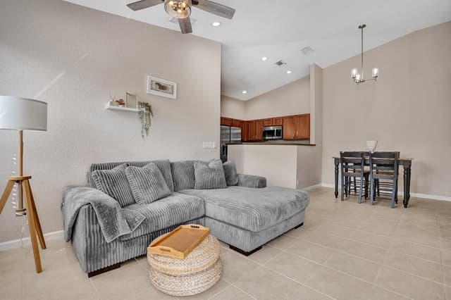 1825 Sonrisa Street # 1825, Riviera Beach FL 33404 - Riviera Beach, FL - Photo 7