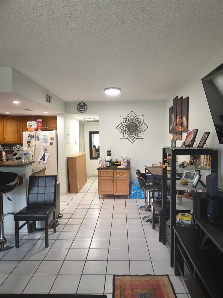 650 NW 86th Pl # 101, Miami FL 33126
