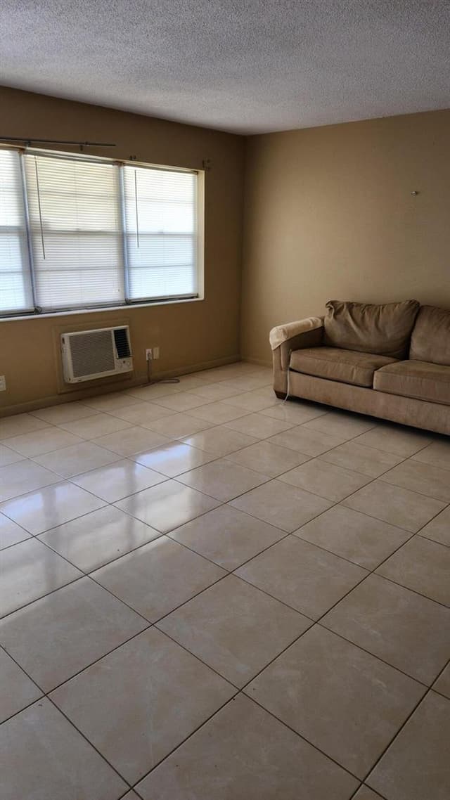 102 Andover D, West Palm Beach FL 33417 - West Palm Beach, FL - Photo 5