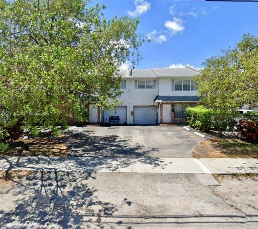 3965 NW 9th Ave # 3, Deerfield Beach FL 33064