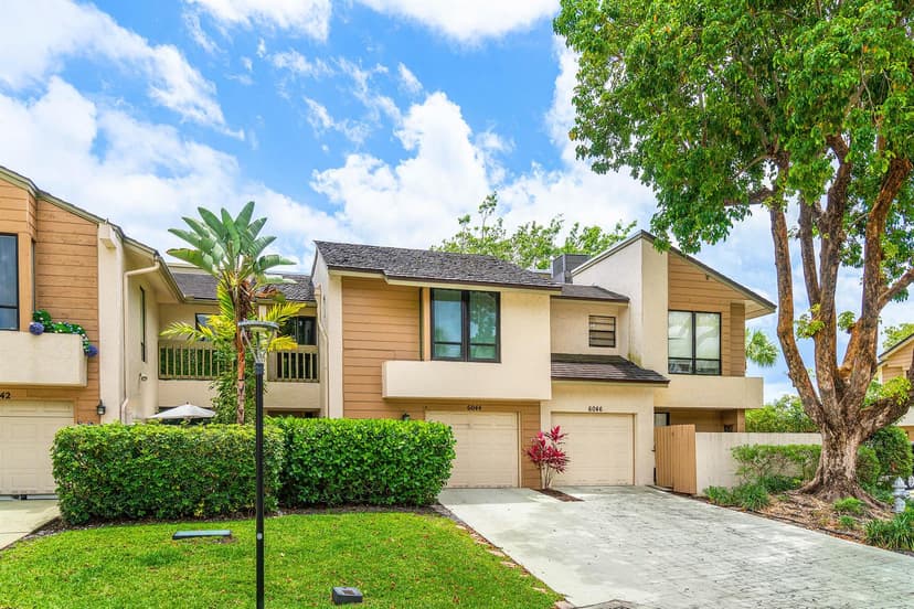 6044 Glendale Drive, Boca Raton FL 33433