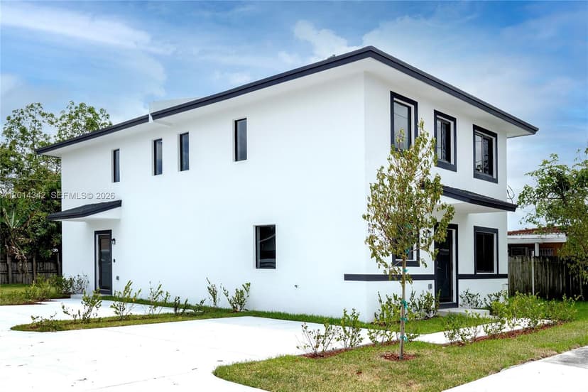 9155 NW 32 Ave, Miami FL 33147