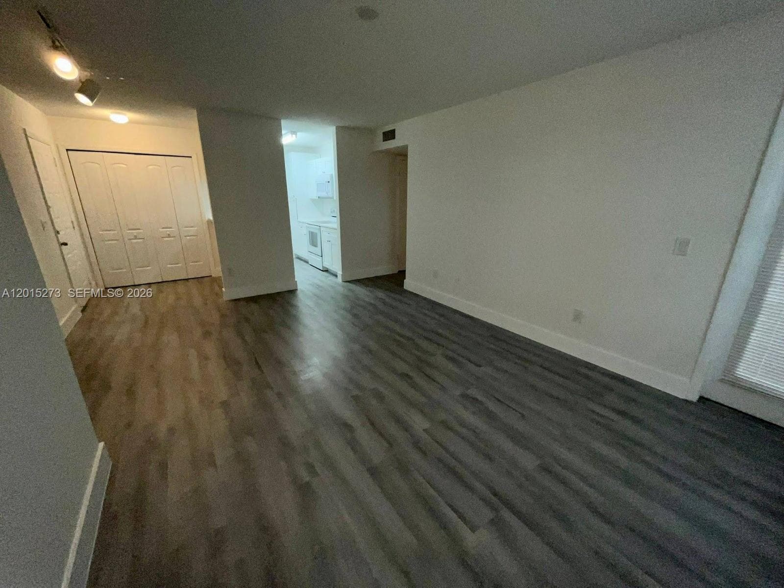 4561 W Mcnab Rd # 17, Pompano Beach FL 33069 - Pompano Beach, FL - Photo 1