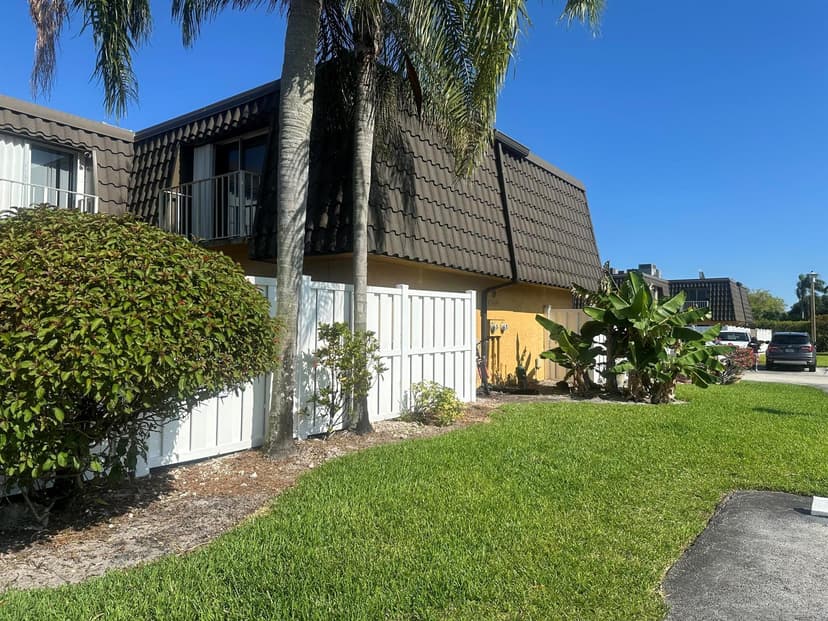 22240 Boca Rancho Drive # B, Boca Raton FL 33428