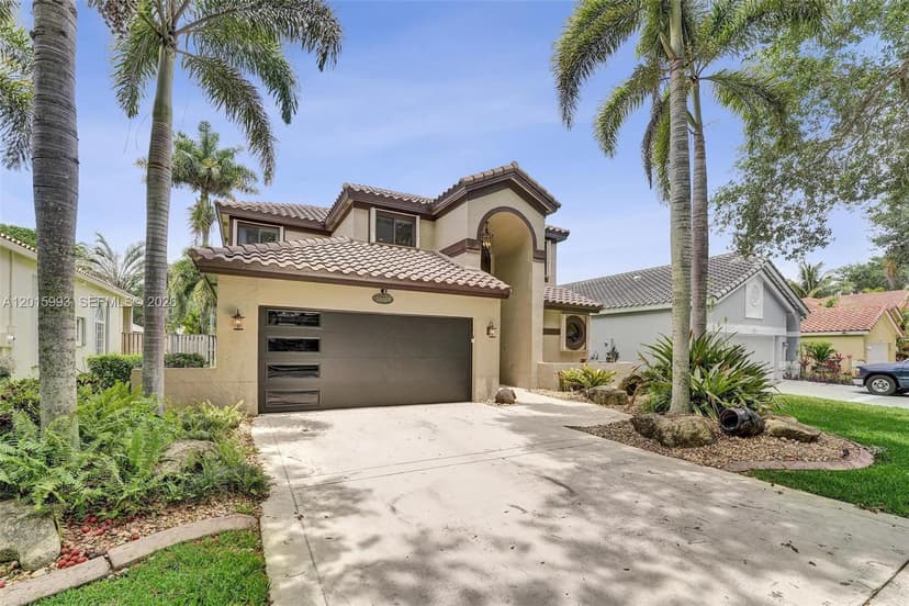 10403 Santiago St, Cooper City FL 33026