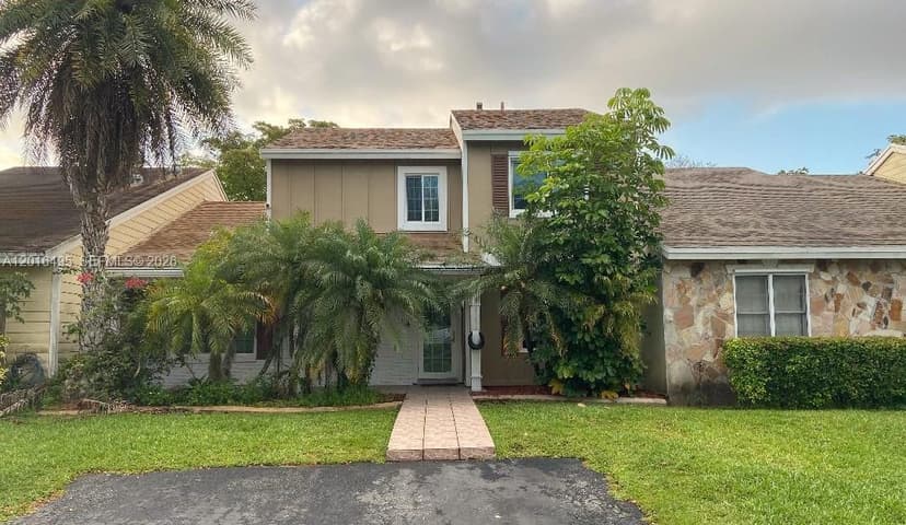 14551 SW 142nd Ct Cir, Miami FL 33186